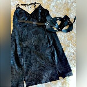 New - Gothic Masquerade Costume